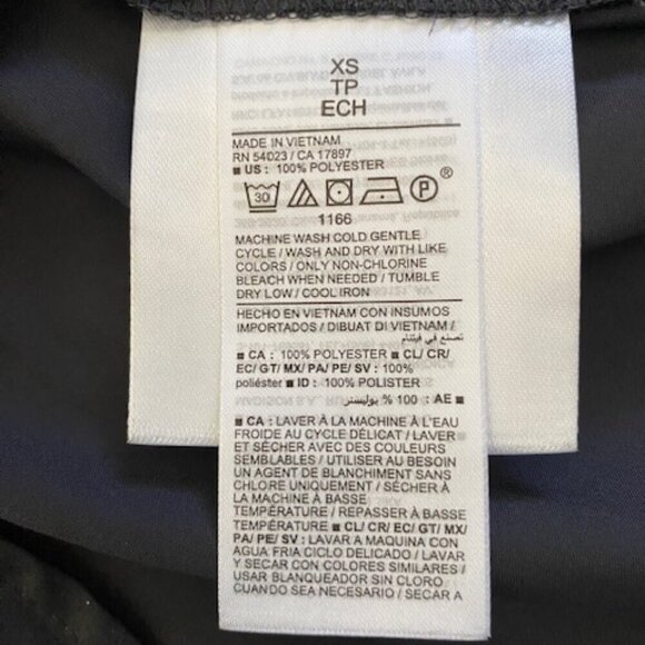 NWT OLD NAVY Black Satin Loose Fit Oversized Boyfriend Button Down Blouse XS/S - Picture 12 of 14